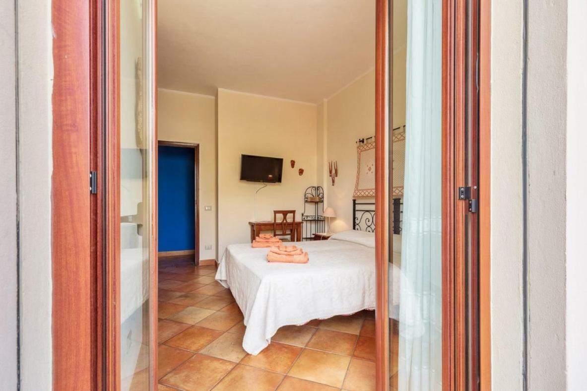 Il Leccio Bed & Breakfast Tortolì Екстериор снимка